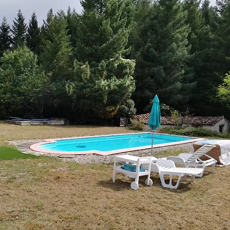 Bergerie Piscine Privee, Jacuzzi Holiday home Montcuq